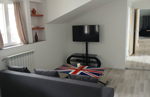Carrieres Faucilles - Butte Pinson Apartment | Appartement Confortable 3 Pièces Proche Stade de France