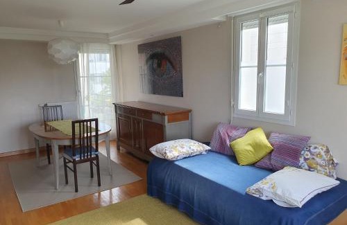Montigny-le-Bretonneux Apartment | Appartement résidentiel au vert et au frais