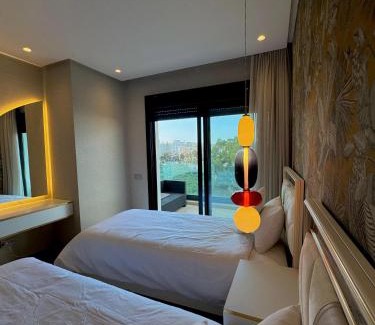 Malabata Apartment | Appartement à 2min de la mer et de la gare TGV avec piscine