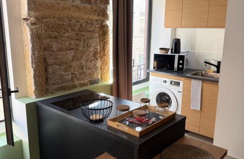 Jules Ferry - Recamier Apartment | Appartement élégant et chic refait à neuf