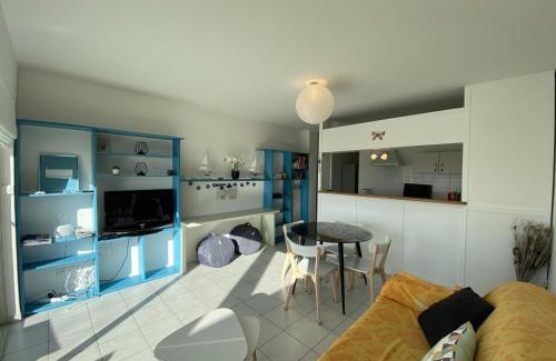 Fouras Apartment | Appartement 4 personnes, rez-de-chaussée, piscine, plage à 200 m, wifi - FR-1-709-32