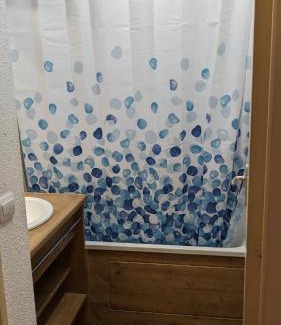 Arvieux Apartment | Appartement 4 pièces 8 personnes 3 chambres dont 1 cabine au pied de pistes et piscine l'été