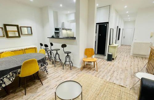 14th Arrondissement Apartment | Appartement 6 pièces/5 chambres/calme/RDC
