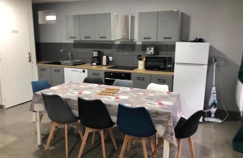 Laveissiere Apartment | appartement 8 couchages 201