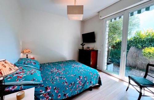 Saint-Cloud Apartment | Appartement 90m2 Sur Jardin Clos