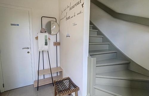 Floreffe Apartment | Appartement au calme - Duplex 3 CH - 5 pers avec piscine intérieure 32C Namur - 5 min E42 sortie 12 Namur Ouest