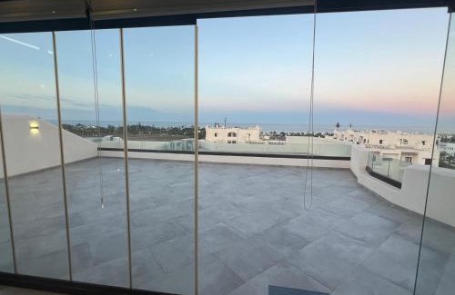 Marina Smir Apartment | appartement avec vue sur mer avec belle pergola bioclimatique au terrasse