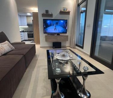 Marina Smir Apartment | appartement avec vue sur mer avec belle pergola bioclimatique au terrasse