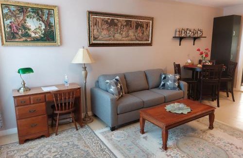 Longueuil Apartment | Appartement Cartier 2