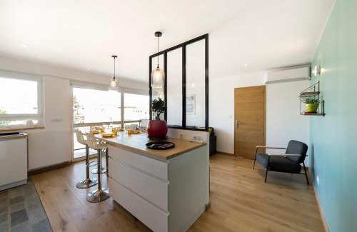 Villette - Maisons Neuves Apartment | Appartement COCON Balcon et Clim - Lyon Part-Diev - Dreamy Flat Lyon