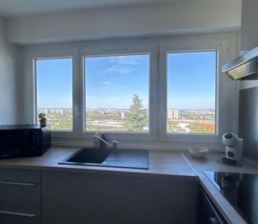 Rosny-sous-Bois Apartment | Appartement cosy ligne 11 proche Paris