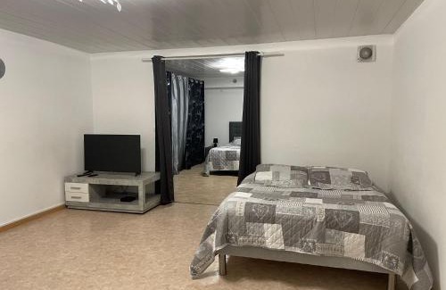 Corbelin Apartment | Appartement dans maison à Corbelin proche Walibi