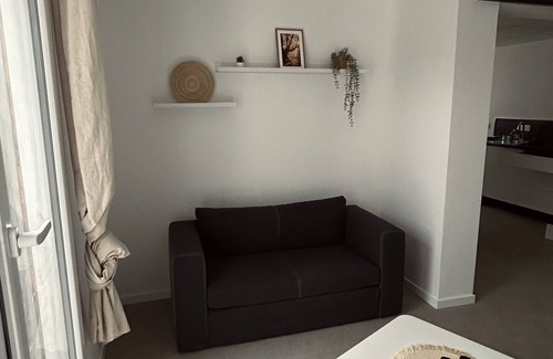 Morcenx Apartment | Appartement Entièrement Rénové, à 30 Minutes de la Plage !