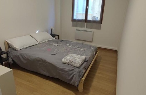Tullins Apartment | Appartement entier meublé à neuf avec garage