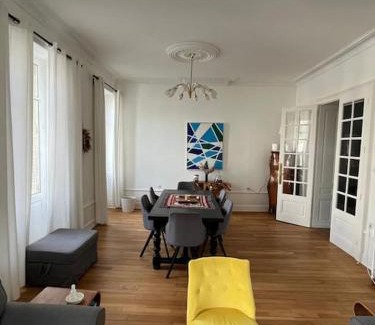 Saint-Claude Apartment | Appartement entre lacs et montagnes