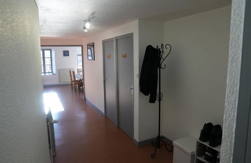 Chalmazel-Jeansagniere Apartment | Appartement spacieux au pied des pistes