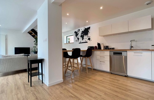 Dinsheim Apartment | Appartement Avec Terrasse et 2 Chambres