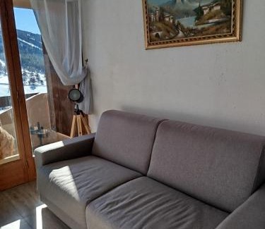 Greolieres les Neiges Apartment | Appartement face aux pistes