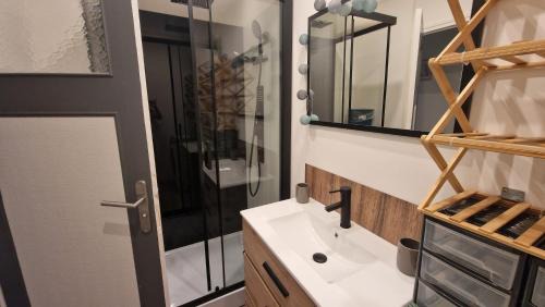 Herouville-Saint-Clair Apartment | Appartement idéal mission pro et télétravail