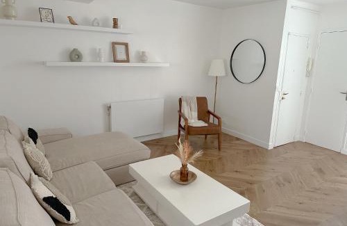 Saint-Germain-en-Laye Apartment | Appartement central niché en centre-ville
