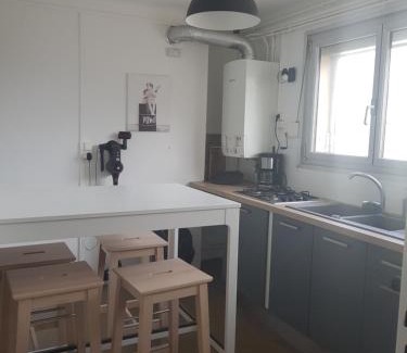 Vandoeuvre-les-Nancy Apartment | Appartement calme 3 chambres avec lit double Wifi - Parking facile