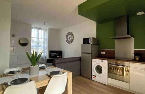 Bressuire Apartment | Appartement Jardin et Spa
