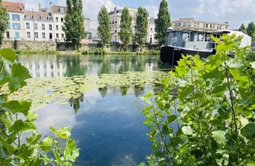 Melun Apartment | Appartement L'Îlot Bleu Paradis