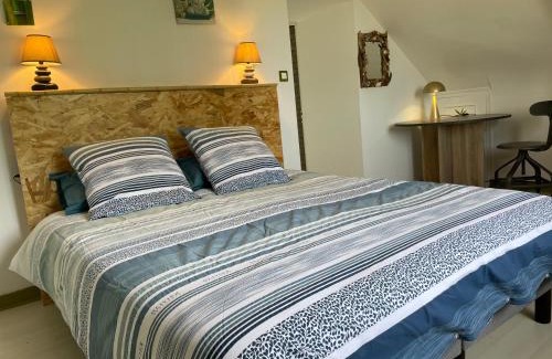 Corseul House | Appartement Le camélia blanc