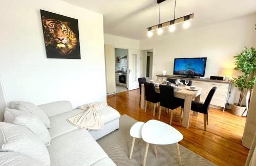 Oyonnax Apartment | Appartement Le Cosy - Rénové - 3 Chambres
