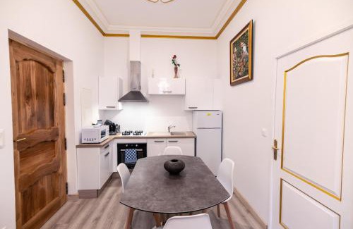 Centre Historique House | Appartement Maison de L'Église du Couvent