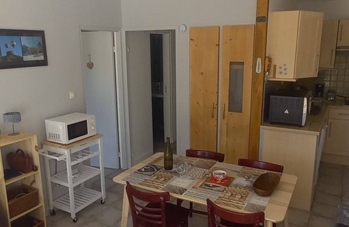 Jassat Apartment | Appartement Murol 36 m² 4-6 Personnes Grande Terrasse
