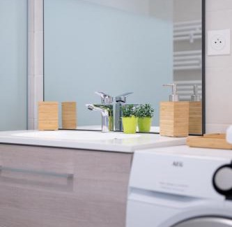 Novel Apartment | Appartement neuf cosy en ville 4 pers