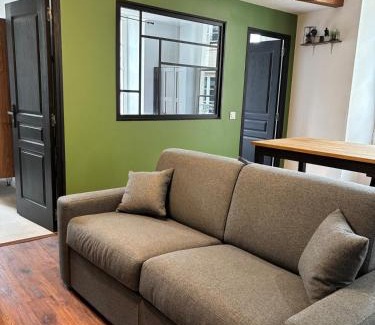 Fontenay-le-Comte Apartment | Appartement plein coeur de ville