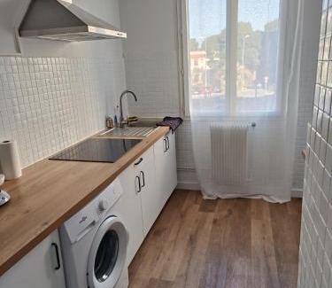 Moulin a Vent Apartment | Appartement Proche Centre Ville/3 Chambres