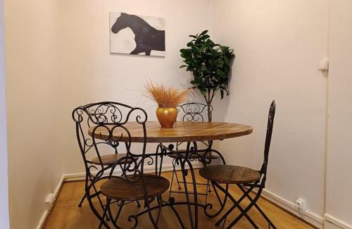 Coteaux Ouest Apartment | Appartement proche centre historique