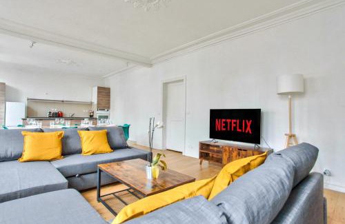 Gare Apartment | Appartement Quartier Le Marais 2 Free Netflix