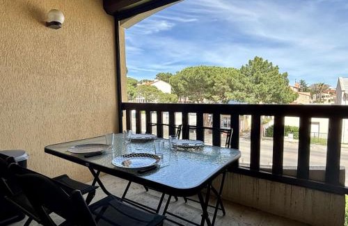 Argeles Plage Apartment | Appartement Studio cabine 4 couchages ARGELES SUR MER AR030-057