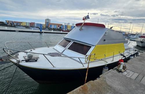 Le Barcares Boat Rental | Appartement sur l'eau tout confort