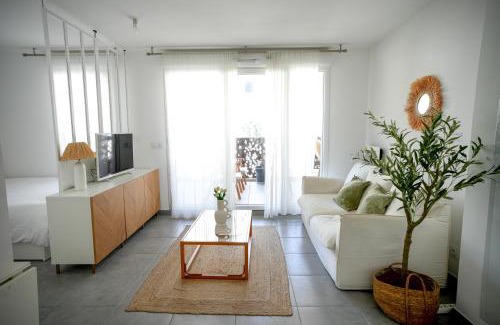La Pompignane Apartment | Appartement terrasse proche Centre