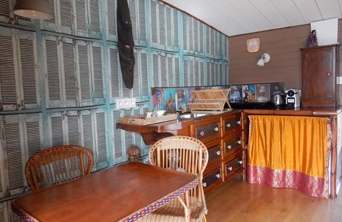 Bassins a Flot Boat Rental | Appartement "voyage Autour du Monde"