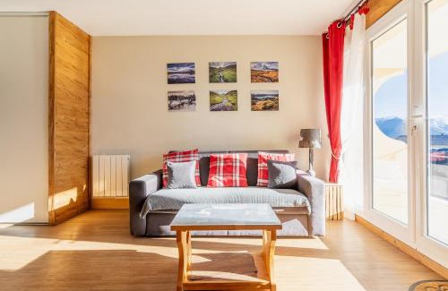 Font-Romeu-Odeillo-Via Apartment | Appartements T2 et T3 L'esprit chalet au coeur du centre ville et 80 m de la télécabine