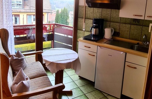 Rotensol Apartment | Appartment Landhotel Schönblick mit Zwei Balkonen 01