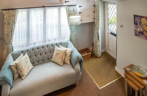 Cheddar House | Apple Blossom Cottage - Uk46648