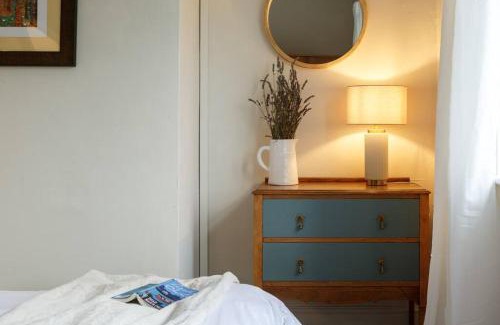 Ogden House | Apple Cottage: 19th Century Charm in Calder Valley