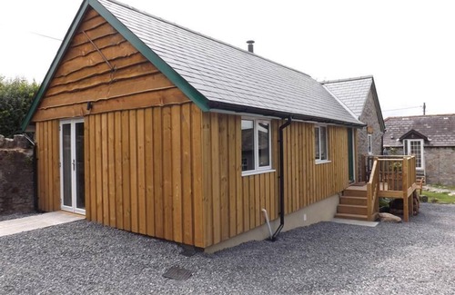 Heligan Cottage | Apple Cottage - Coombeshead Farm