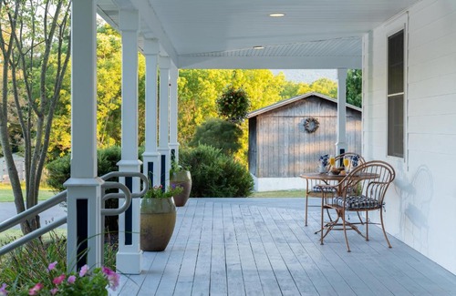 Boalsburg Bed & Breakfast | Apple Pony Inn