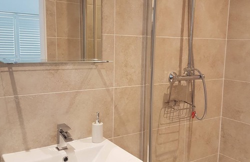 Tadley Bed & Breakfast | Apple Tree Place B&B