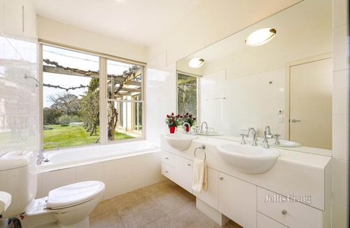 Newham Other | Applegarth - a breathtaking rural property with Hanging Rock views.