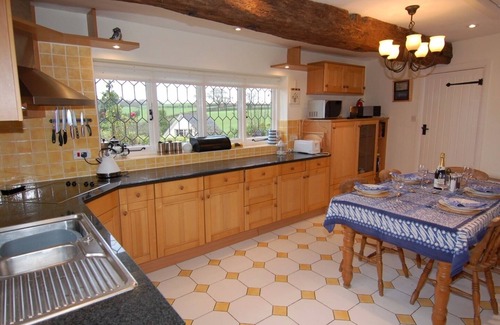 Newton Abbot Cottage | APPLETREE COTTAGE, romantic, country holiday cottage in Bovey Tracey