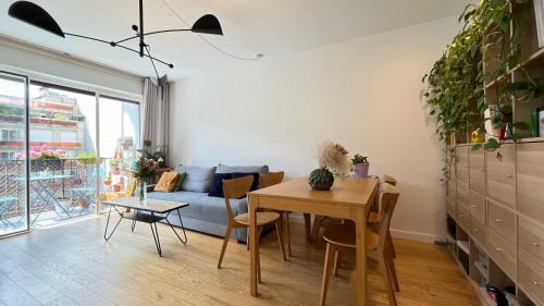 Necker Apartment | Appt 2 Chambres Vue Tour Eiffel